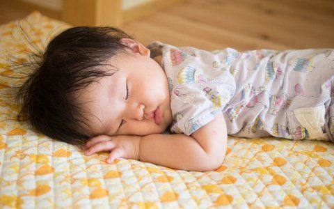 Trẻ bị suy nhược phải làm sao? | Vinmec