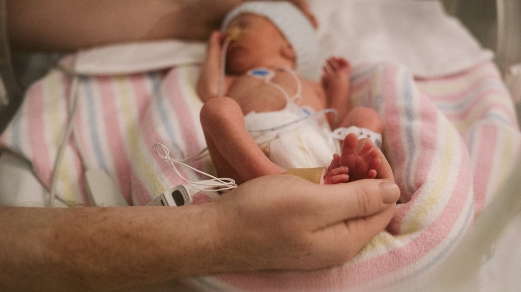 Các Nhóm Trẻ Dễ Biến Chứng Nặng Khi Mắc Cúm A