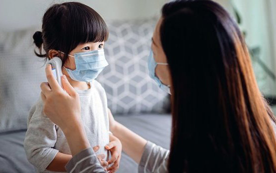 Cách Chăm Sóc Trẻ Cúm A Tại Nhà: Hướng Dẫn Chi Tiết Giúp Con Nhanh Hồi Phục